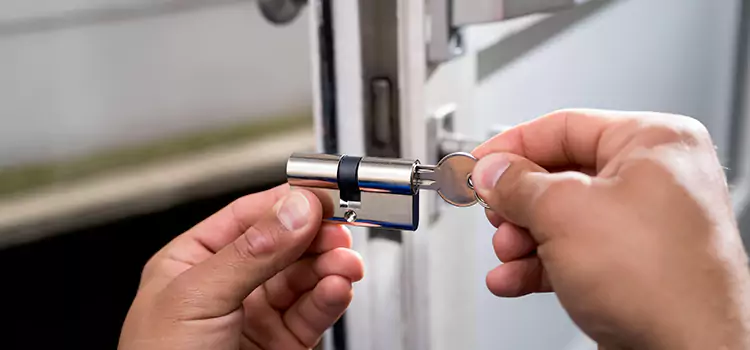 Emergency Locksmith for House Bloomingdale